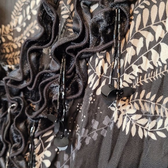 🍂 Signature by Larry Levine Semi-Sheer Blouse - Picture 4 of 9